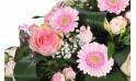 Fleurs en Deuil | vue sur les gerberas et les roses de la Composition de fleurs deuil rose "Repos Eternel"