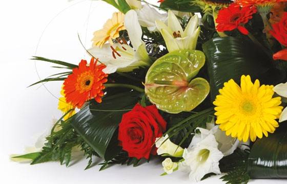 Fleurs en Deuil | vue sur des fleurs de la Composition de fleurs de deuil "Santa Maria"