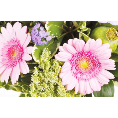 Fleurs en Deuil | Zoom sur les gerberas rose du Bouquet de fleurs rond deuil "Reflet"